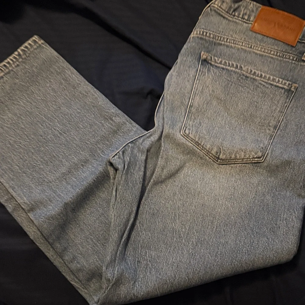 Lucky Brand Light Blue High Rise Cropped Jeans - Picture 3 of 6